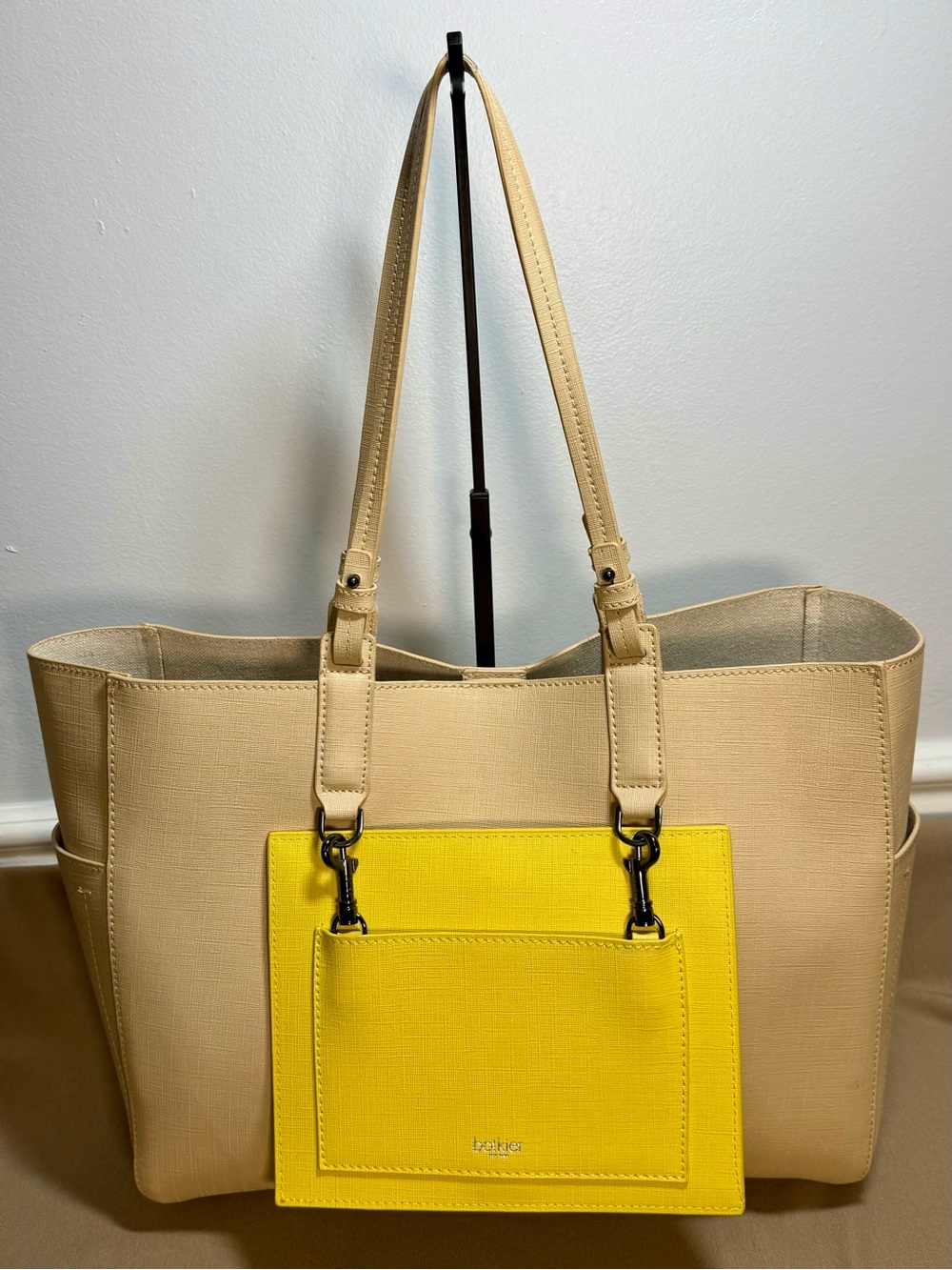 ✨ Botkier New York Park Slope Leather Tote Bag w/ Detachable Pouch – Fawn/Yellow